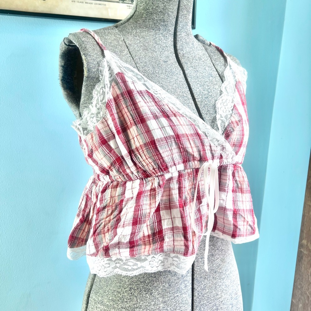 American Eagle Red Plaid Lace Trim Sleeveless Babydoll Top